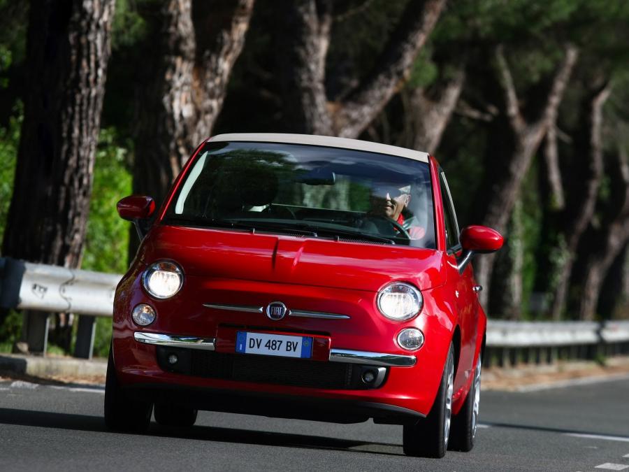  Fiat 500C 2009 года  (фото 10 из 140)